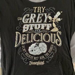 Women’s M disney T